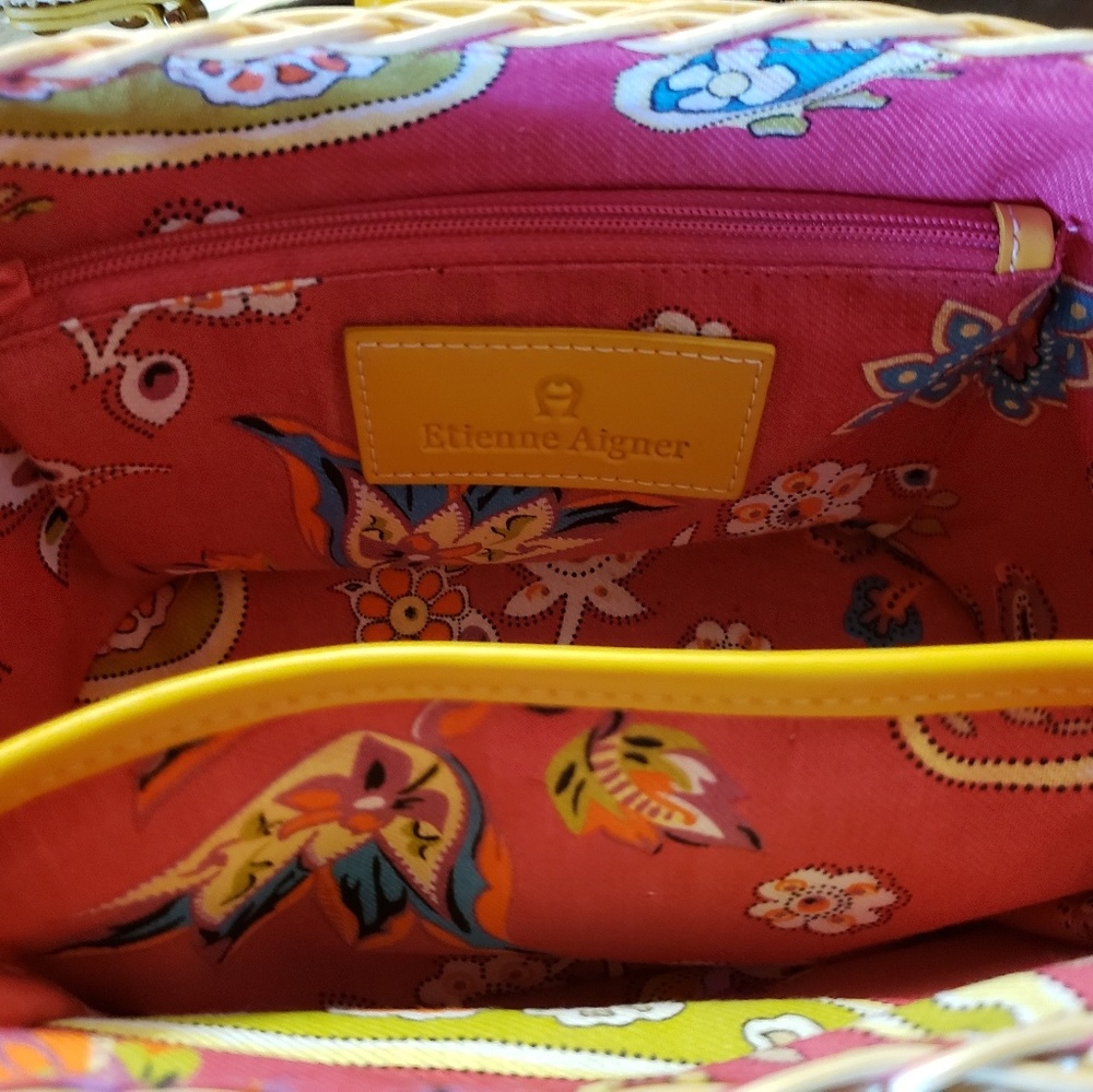 Purse - Picture 5 of 6